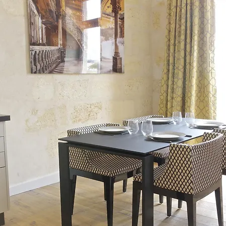 Luxe Apartment *