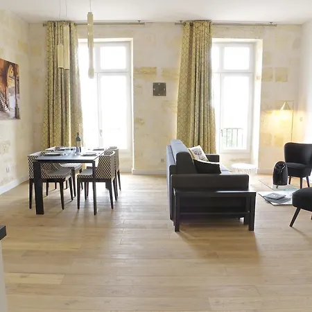 Luxe Apartment *